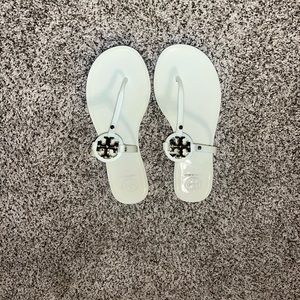 Excellent Condition Ivory Tory Burch Miller Sandals Jelly 8